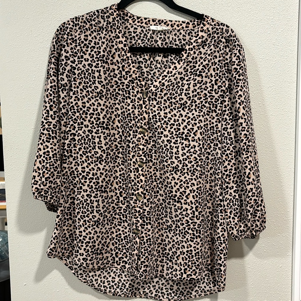 cheetah print 3/4 blouse 🐆